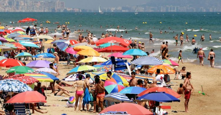 What are the rules for travelling to green, amber and red list countries?