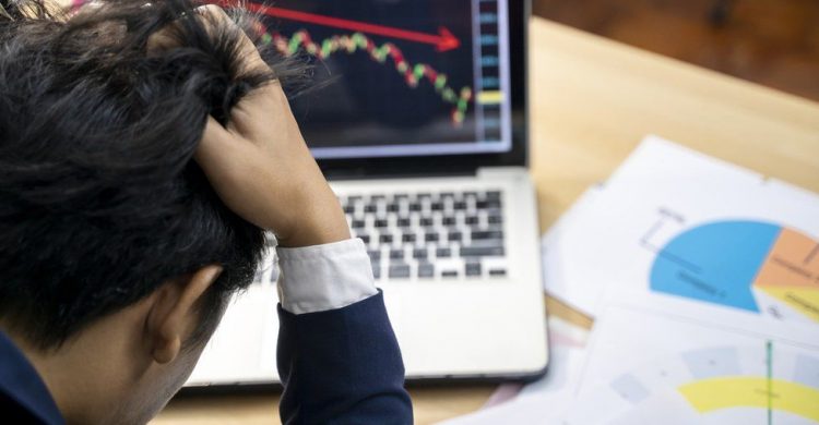 Asia follows global shares slide amid recovery fears