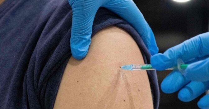 Germany fears thousands got saline, not vaccine from nurse