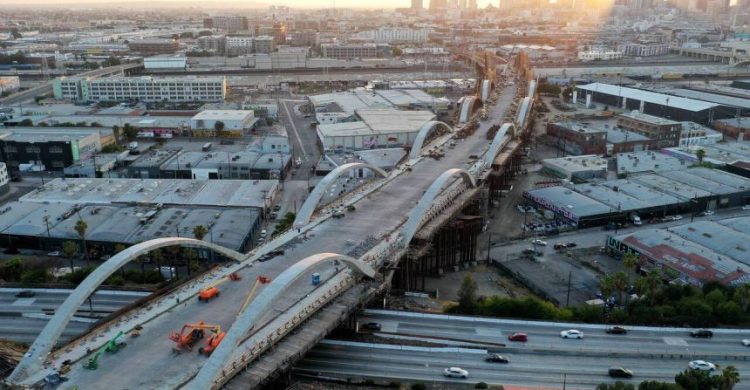 US senators finalize details of $1.35 trillion infrastructure plan, predict passage this week