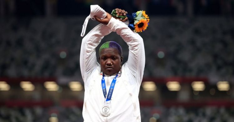 Olympics: IOC says it’s looking into gesture used by US’ Raven Saunders on podium